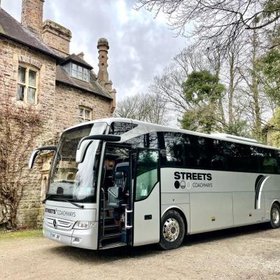 Mercedes Tourismo